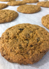 Load image into Gallery viewer, Pumpkin Chocolate Chip Cookies - Vegan Friendly
